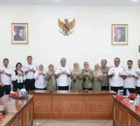 Harisson memimpin forum bersama BPJS Kesehatan membahas strategi peningkatan keaktifan peserta JKN menuju UHC di Kalimantan Barat.