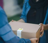rosebox-BFdSCxmqvYc-unsplash Pemerintah mengeluarkan kebijakan pembatasan promo gratis ongkir untuk melindungi kurir logistik. (unsplash.com/@rosebox)