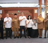 Gubernur Kalimantan Barat Ria Norsan menerima audiensi pimpinan Kemenkeu wilayah Kalbar di Pontianak.