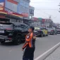 Uji coba penerapan sistem satu arah di Jalan Sungai Raya Dalam (Serdam), Kecamatan Sungai Raya, Kabupaten Kubu Raya.