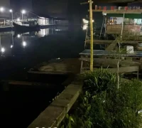 Lokasi pembangunan turap di Pasar Sungai Gorah, Teluk Pakedai. (Foto: Prokopim KKR)