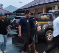 Polisi mengamankan tersangka pencurian muatan truk ekspedisi di Pontianak Utara setelah tiga bulan buron. (Foto: Res-Ptk)