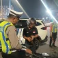 Polisi menertibkan sepeda motor berknalpot brong dalam razia Satlantas Polresta Pontianak.