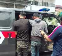 Tim Enggang Resta Polresta Pontianak mengamankan empat terduga pelaku percobaan pencurian kabel listrik di Pontianak Barat, Minggu (16/8/2026).