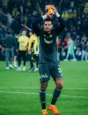 Ederson mengungkapkan keputusannya meninggalkan Manchester City karena ingin mencari kebahagiaan dan tantangan baru di Fenerbahce. (instagram.com/ederson93)